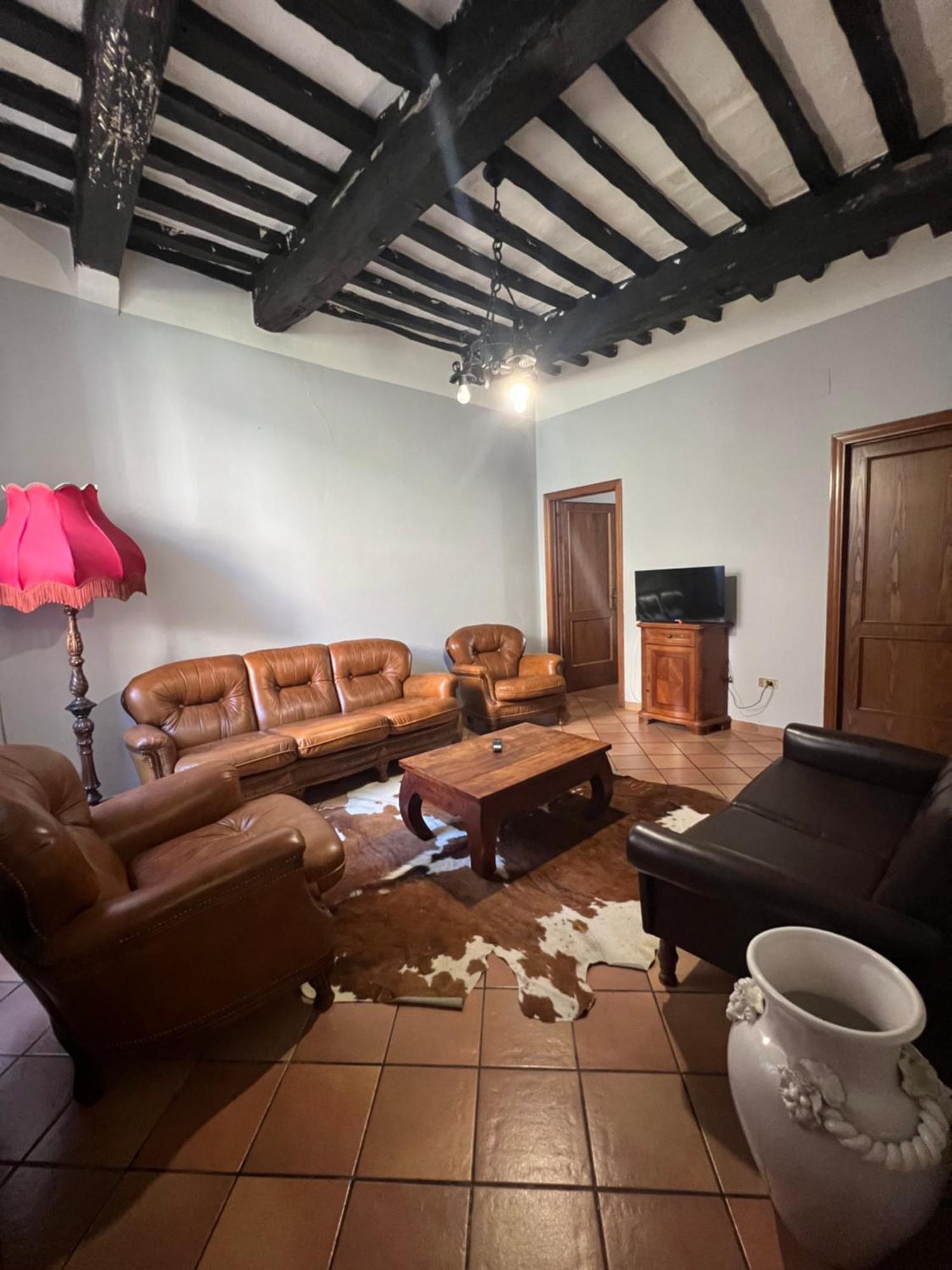 Locanda Del Duca Gubbio Exterior photo