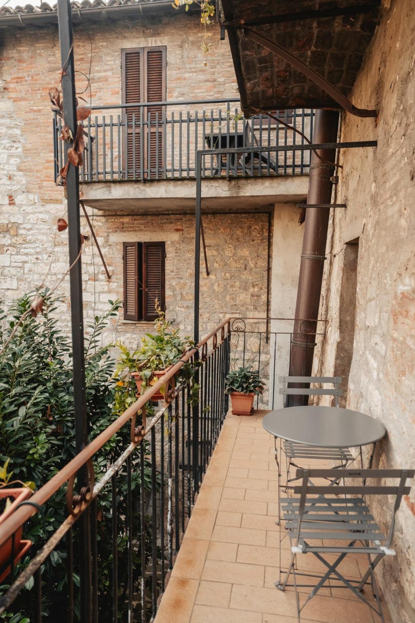 Locanda Del Duca Gubbio Exterior photo